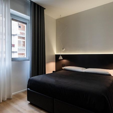 Contemporaneamente 147 - Modern & Comfort Rooms Bari Exterior foto